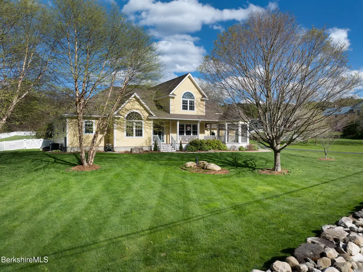 9 East Rd, Adams, MA 01220 - #1