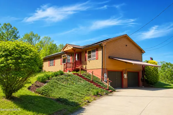 222 Brough Rd, Cheshire, MA 01225