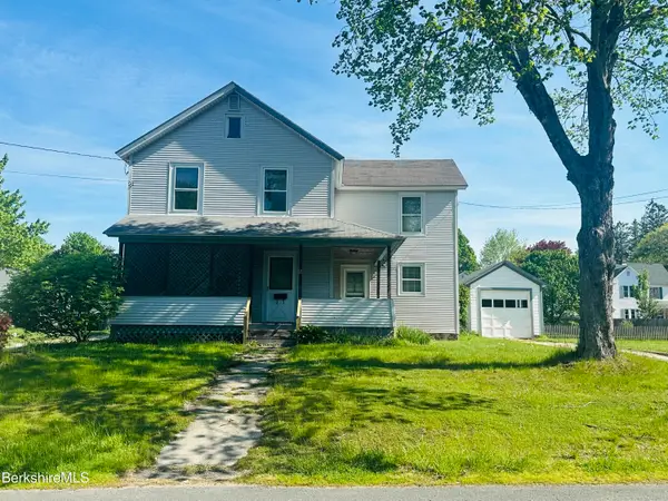 17 Ashuelot St, Dalton, MA 01226