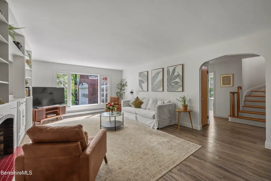 76 Kenilworth St, Pittsfield, MA 01201 - #3