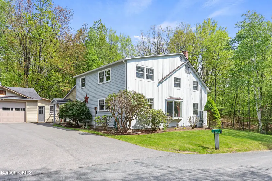 924 Henderson Rd, Williamstown, MA 01267 - #2
