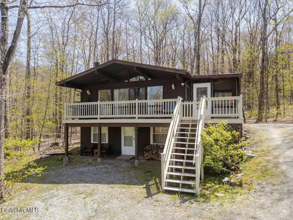 130 Elk Dr, Lee, MA 01238 - #1