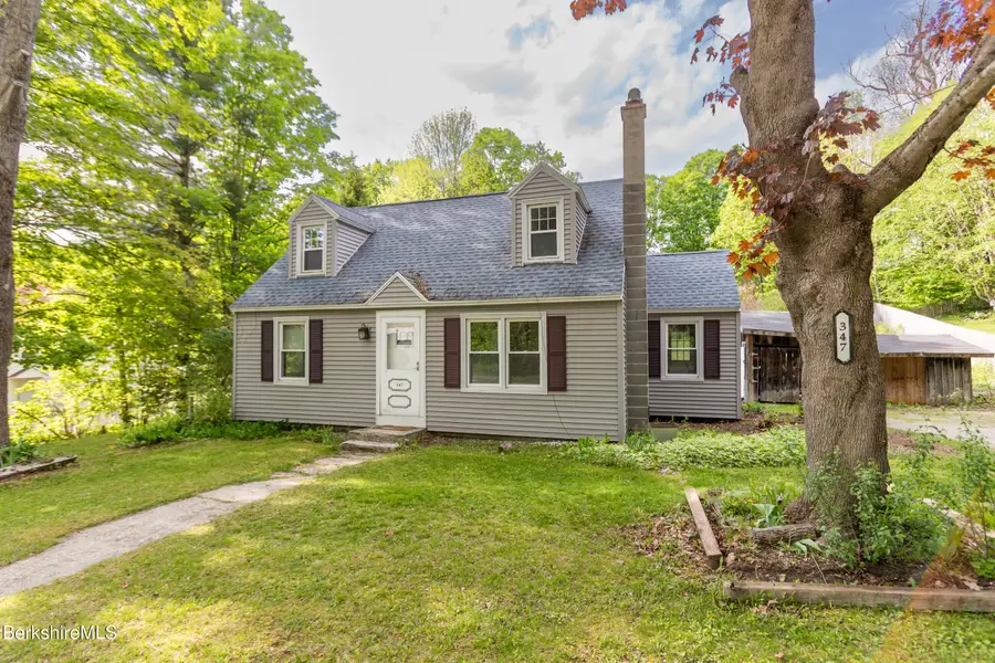 347 Maple St, Hinsdale, MA 01235 - #2