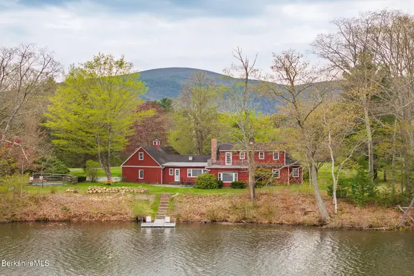 6 Bay Ln, Sheffield, MA 01257