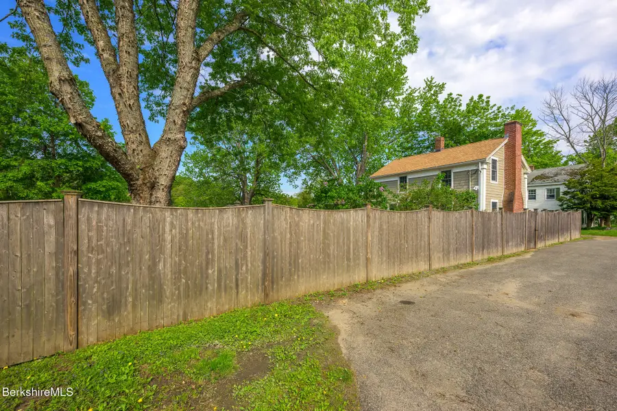 7 Swamp Rd, West Stockbridge, MA 01266 - #2