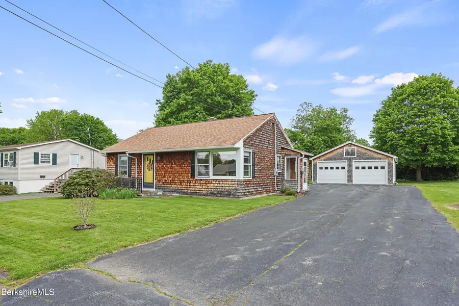 196 Phelps Ave, North Adams, MA 01247 - #2