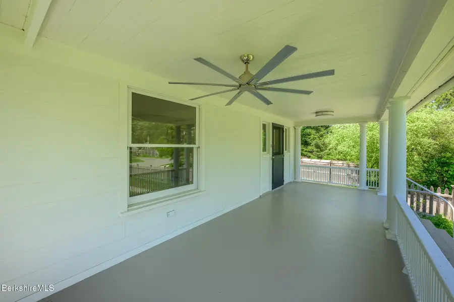 8 Oak St, Great Barrington, MA 01230 - #2