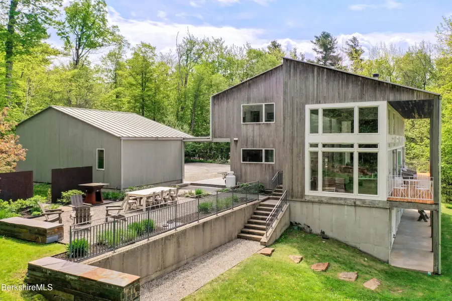 103 Long View Dr, Becket, MA 01223 - #3
