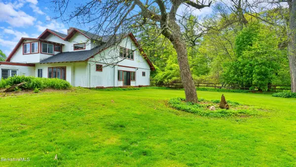 20 East Dugway Rd, Lenox, MA 01240