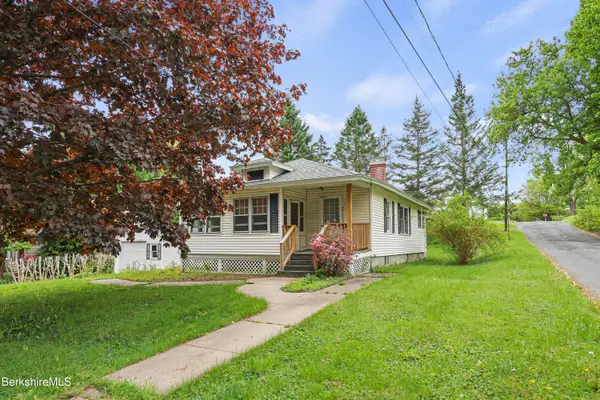 44 Stockbridge Ave, Dalton, MA 01226