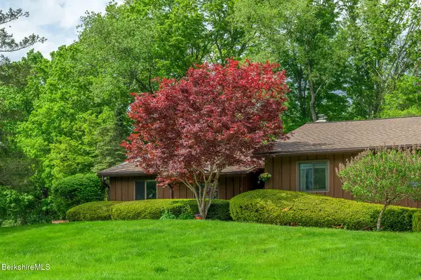 64 Churchill Crest, Pittsfield, MA 01201