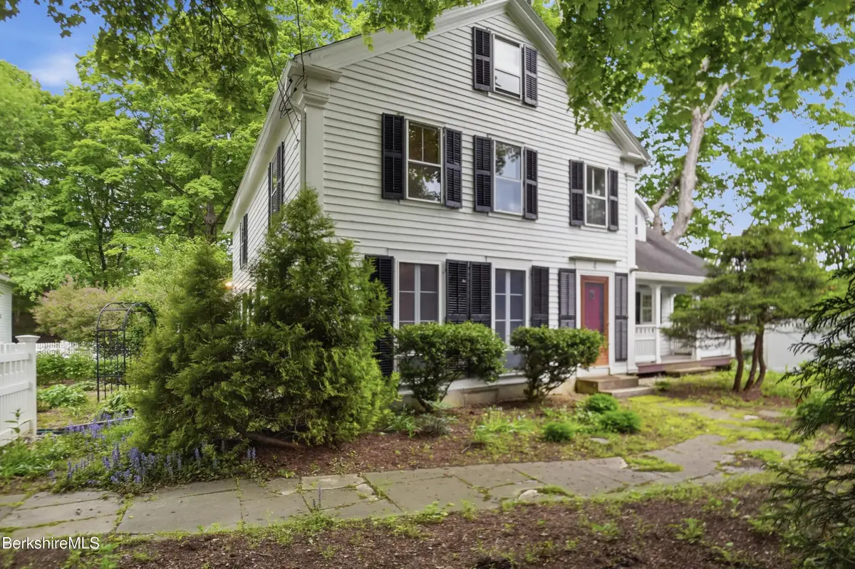 4 Stockbridge Rd, West Stockbridge, MA 01266 - #1