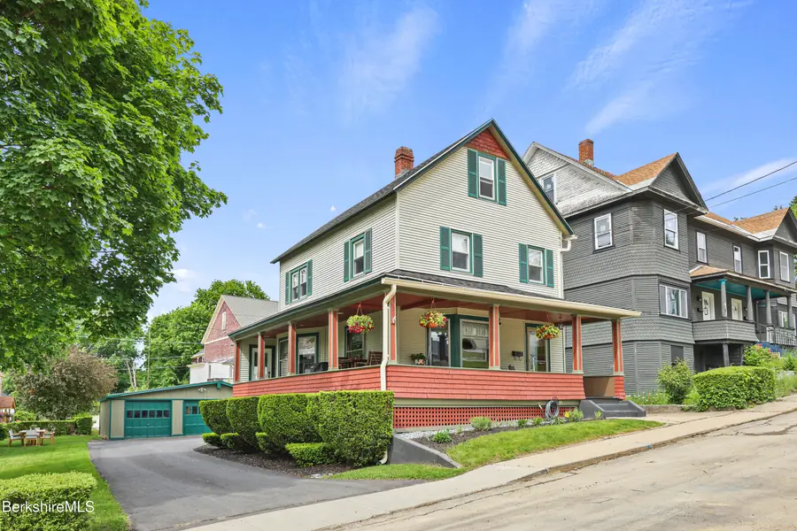 8 Richmond St, Adams, MA 01220 - #3
