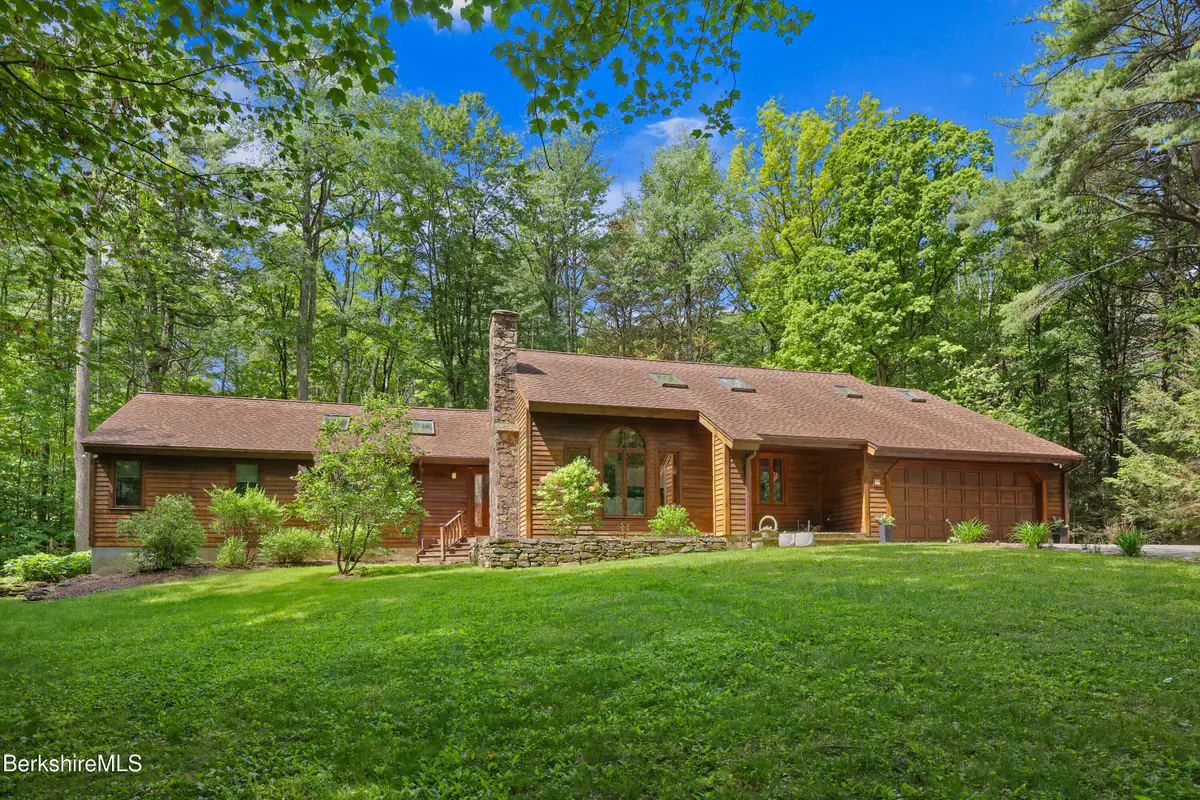 11 Muddy Brook Cir, Great Barrington, MA 01230 - #1