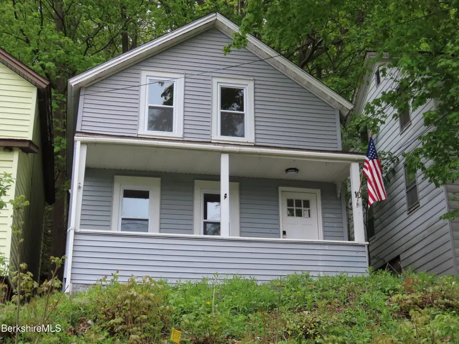 10 Bellevue Ave, Adams, MA 01220 - #2