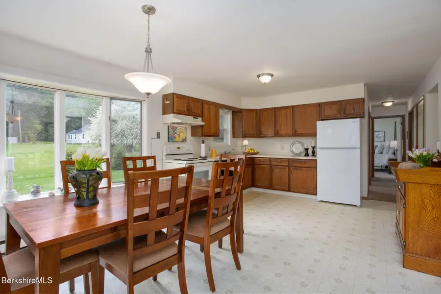 5 Taconic Ln, Egremont, MA 01258 - #3