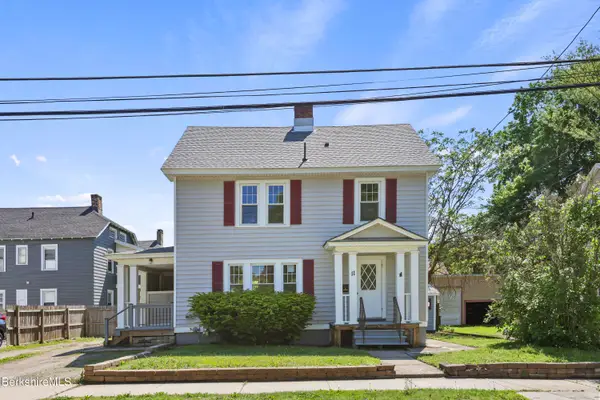 11 Merriam St, Pittsfield, MA 01201