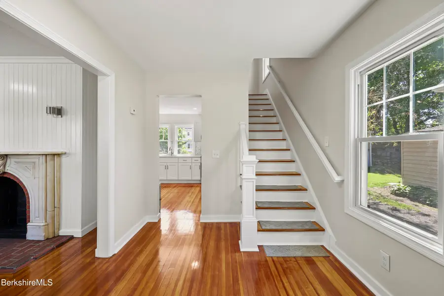 11 Merriam St, Pittsfield, MA 01201 - #2