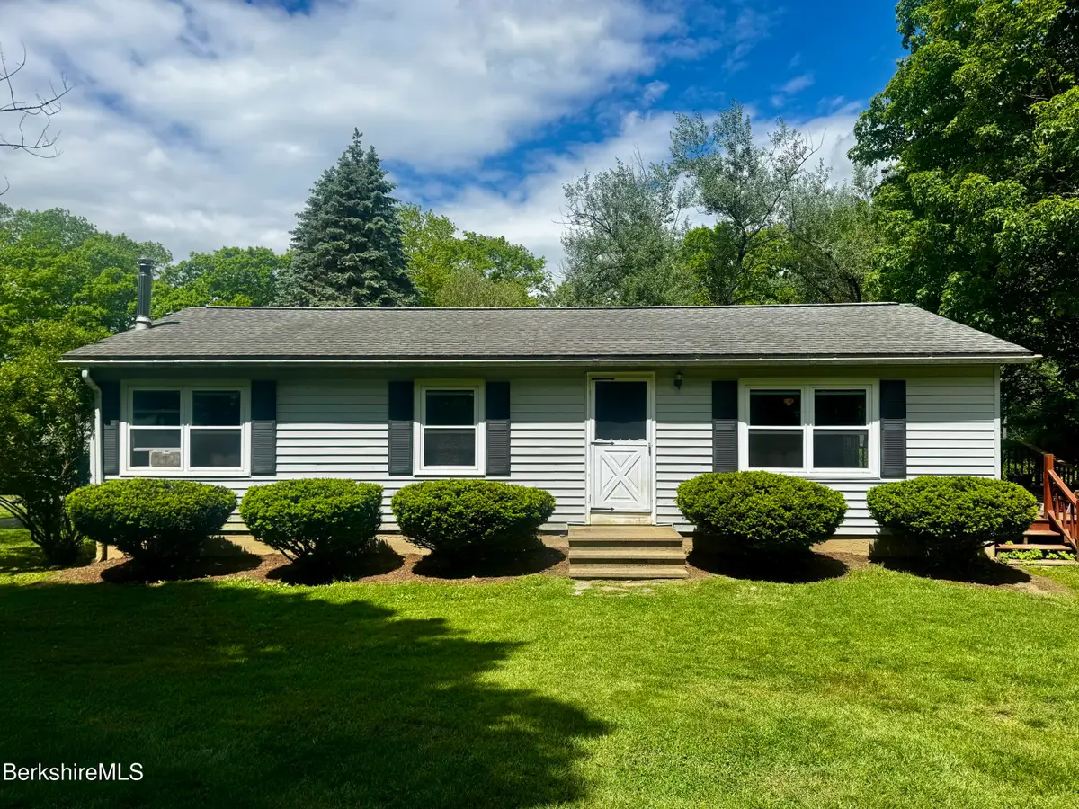 180 Orlando Ave, Pittsfield, MA 01201 - #1