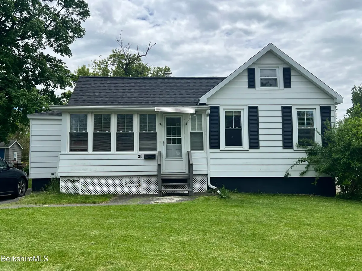 30 Anthony St, Adams, MA 01220 - #1