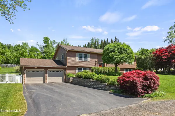 12 Wenzel Ter, Adams, MA 01220
