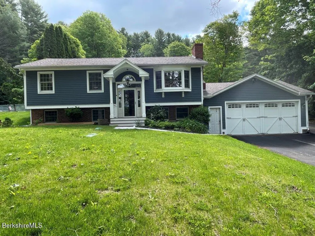 851 East New Lenox Rd, Pittsfield, MA 01201 - #1