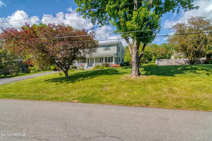 10 Park Dr, Lanesborough, MA 01237 - #3