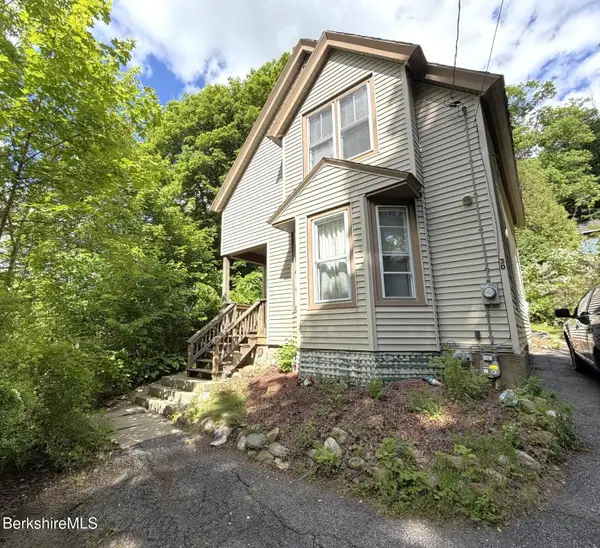 30 Richview Ave, North Adams, MA 01247