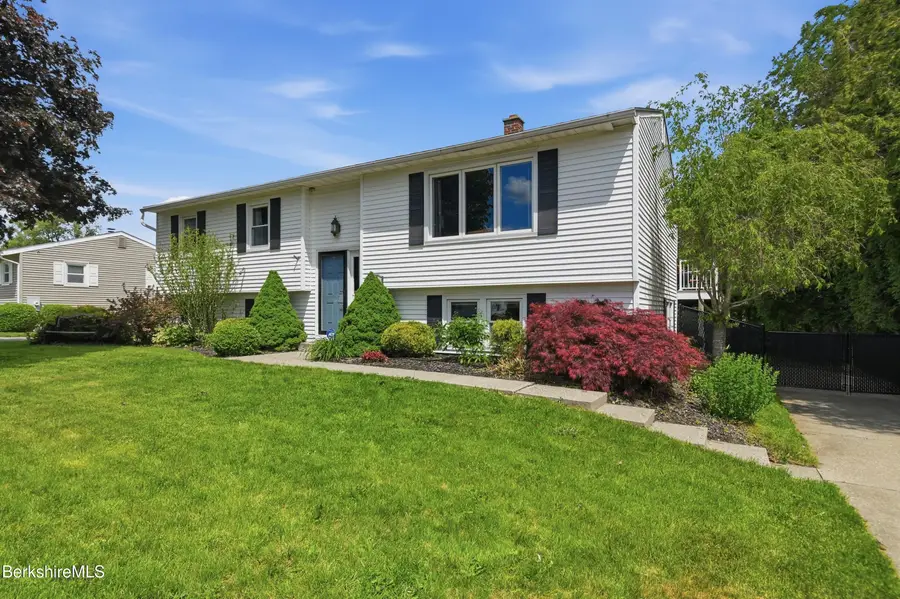 18 Greenings Ave, Pittsfield, MA 01201 - #3