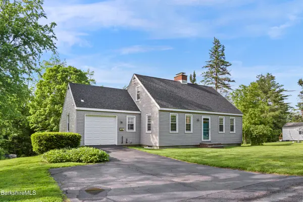 46 Woodlawn Ave, North Adams, MA 01247