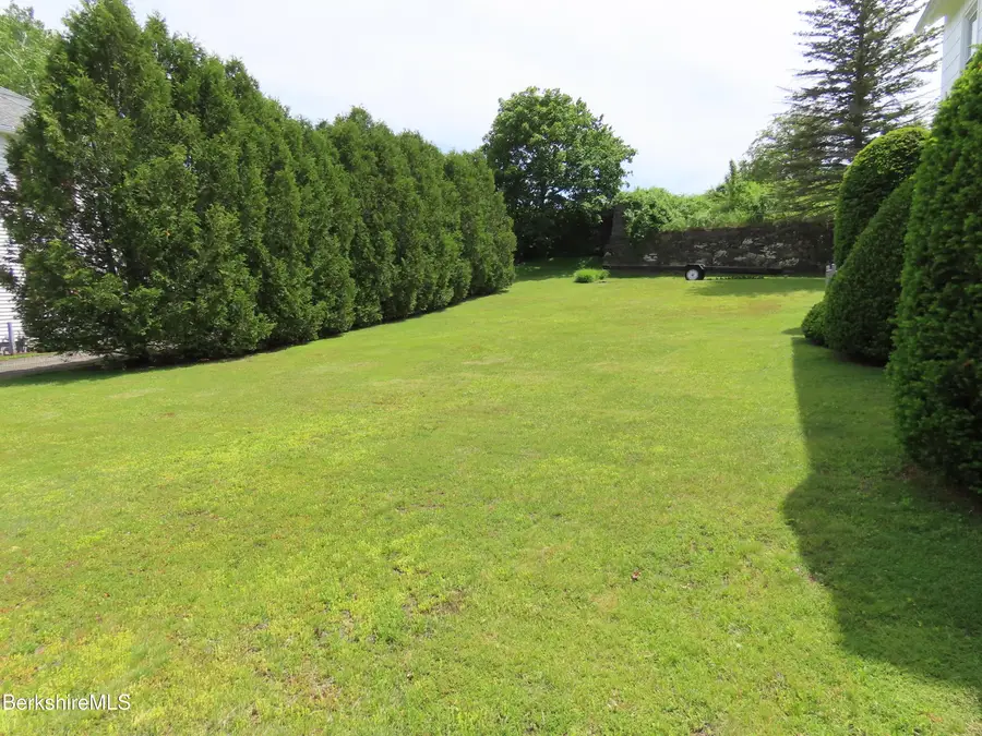 32 Valley St, Adams, MA 01220 - #3