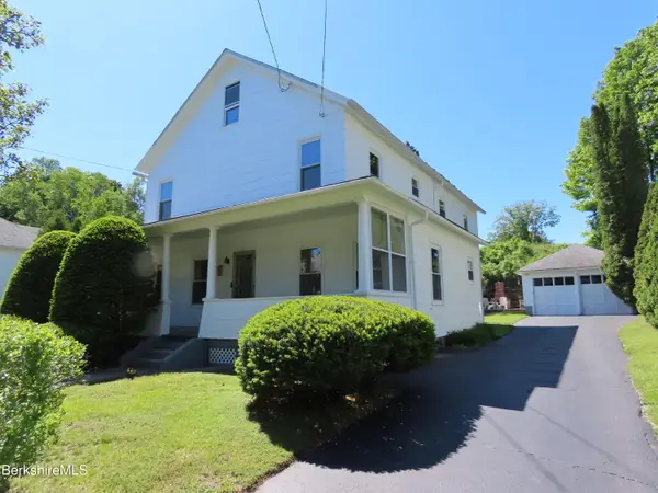 32 Valley St, Adams, MA 01220