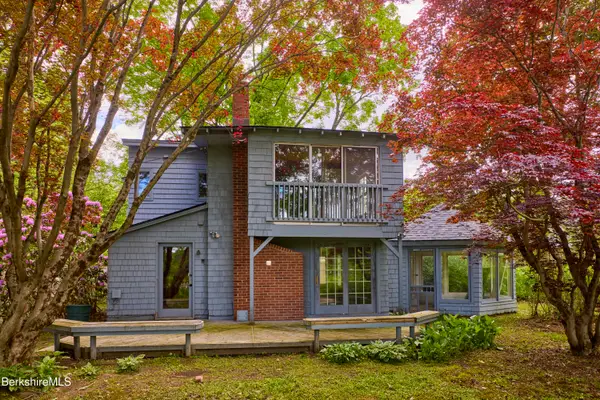 7 Church St, Stockbridge, MA 01262