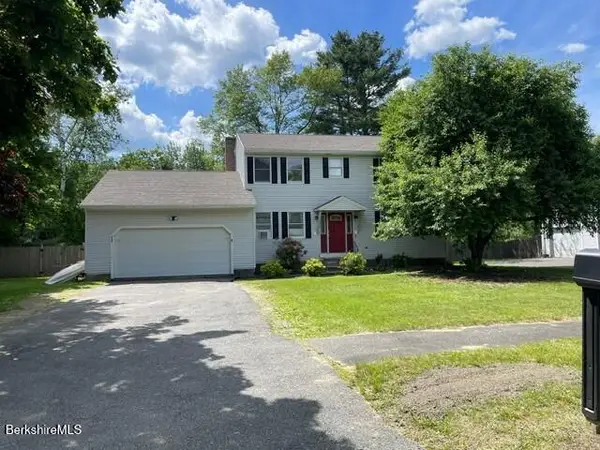 118 Winesap Rd, Pittsfield, MA 01201