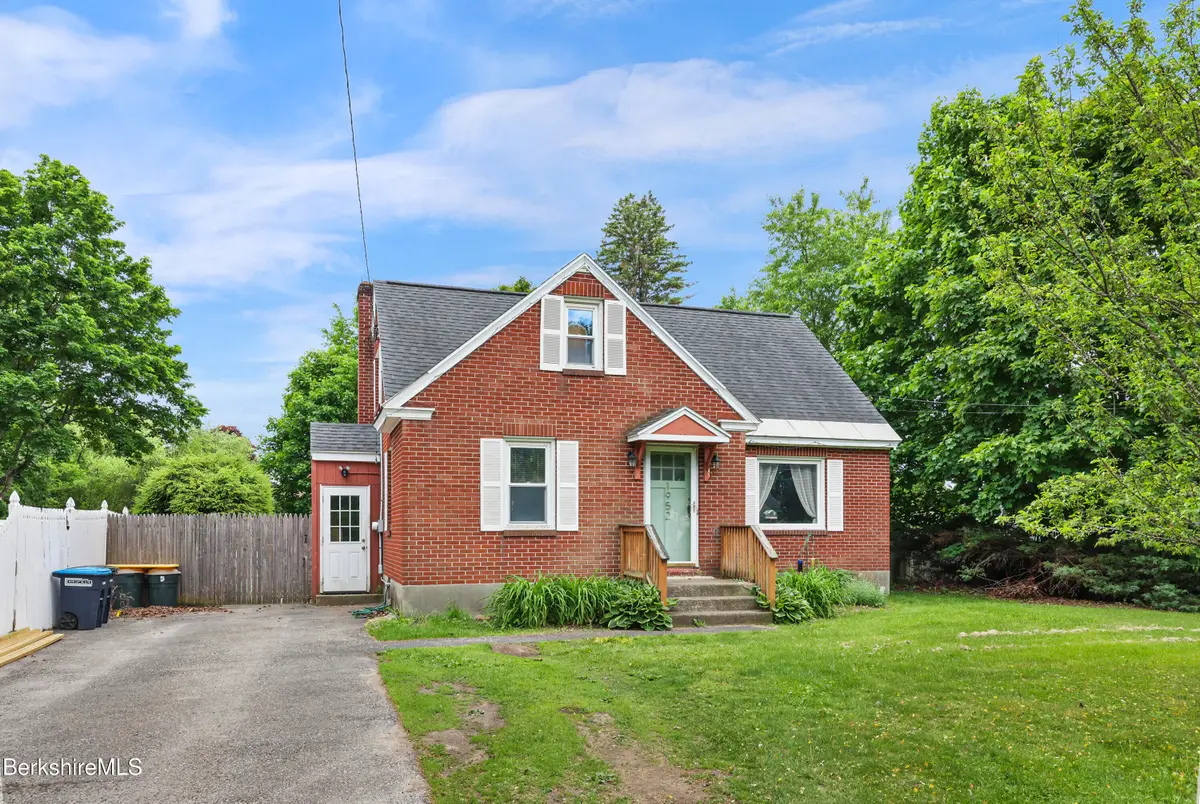 1952 East St, Pittsfield, MA 01201 - #1