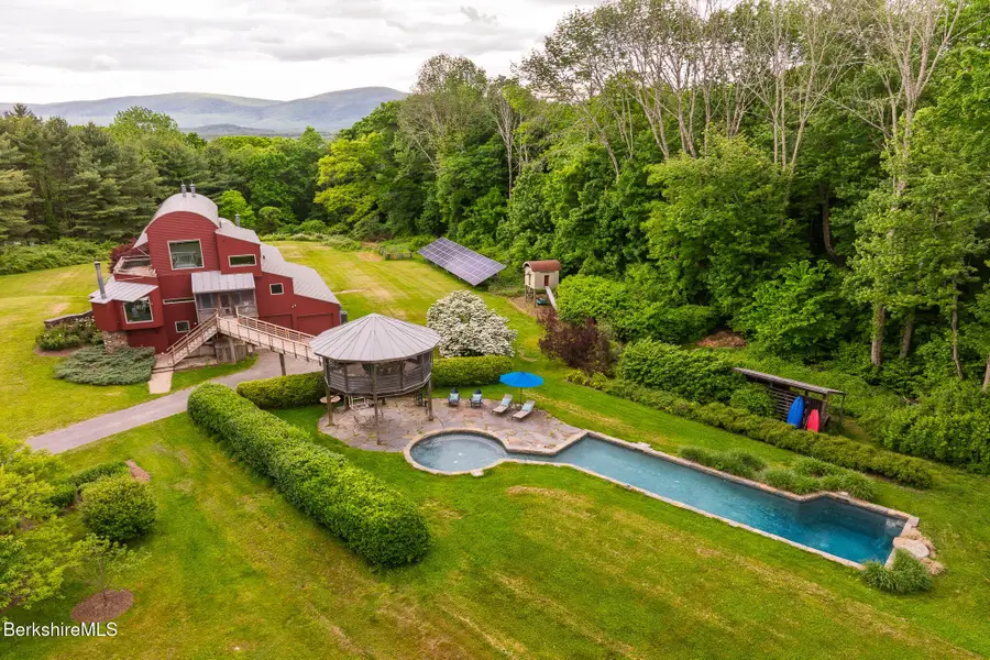 729 Hewins St, Sheffield, MA 01257 - #3
