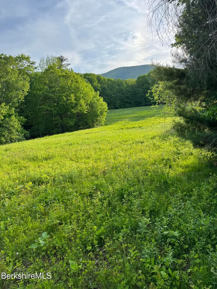 0 Montgomery Rd, Pownal, VT 05261 - #3