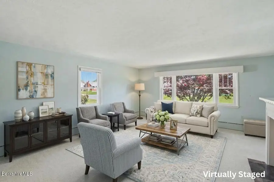 15 Lillian St, Pittsfield, MA 01201 - #3