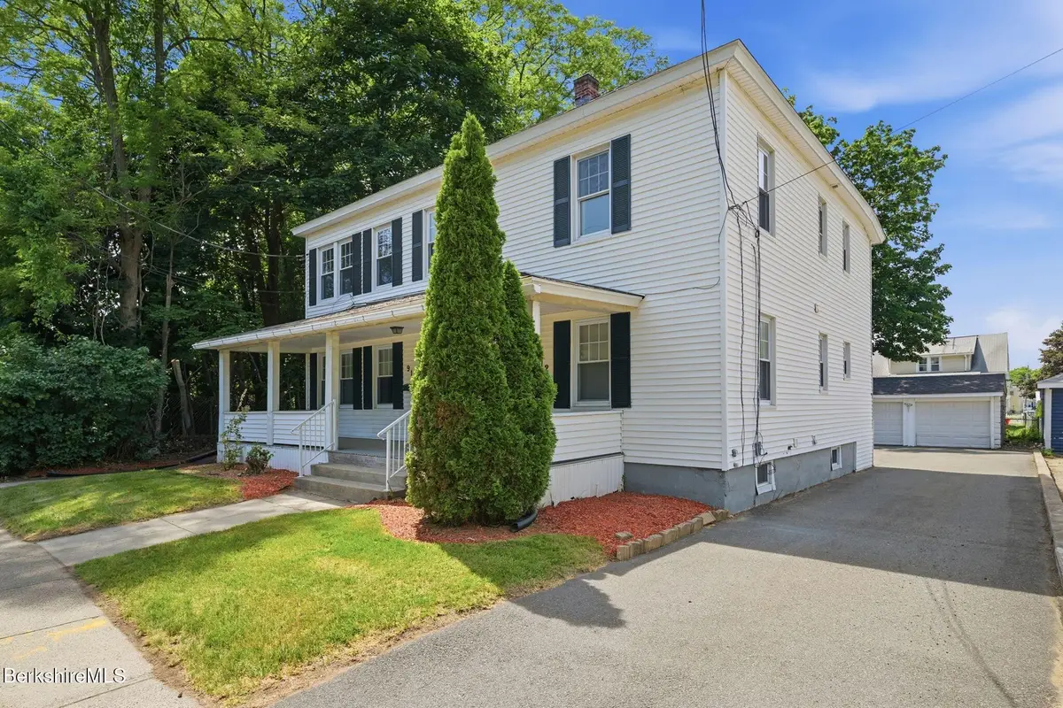 910-912 Granby Rd, Chicopee, MA 01020 - #1