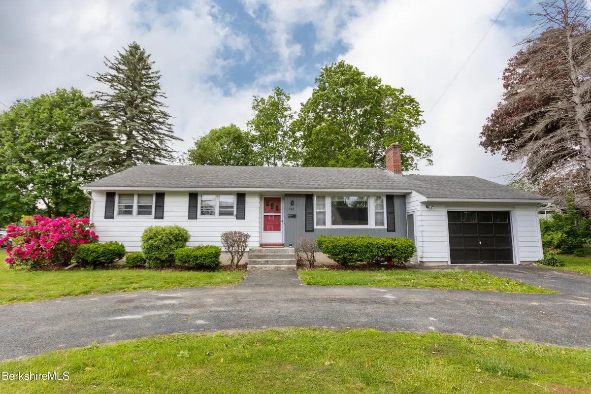 580 Elm St, Pittsfield, MA 01201 - #1