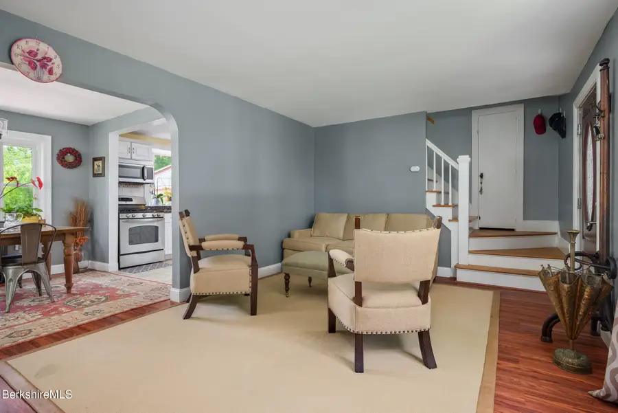 19 Roselyn Dr, Pittsfield, MA 01201 - #2