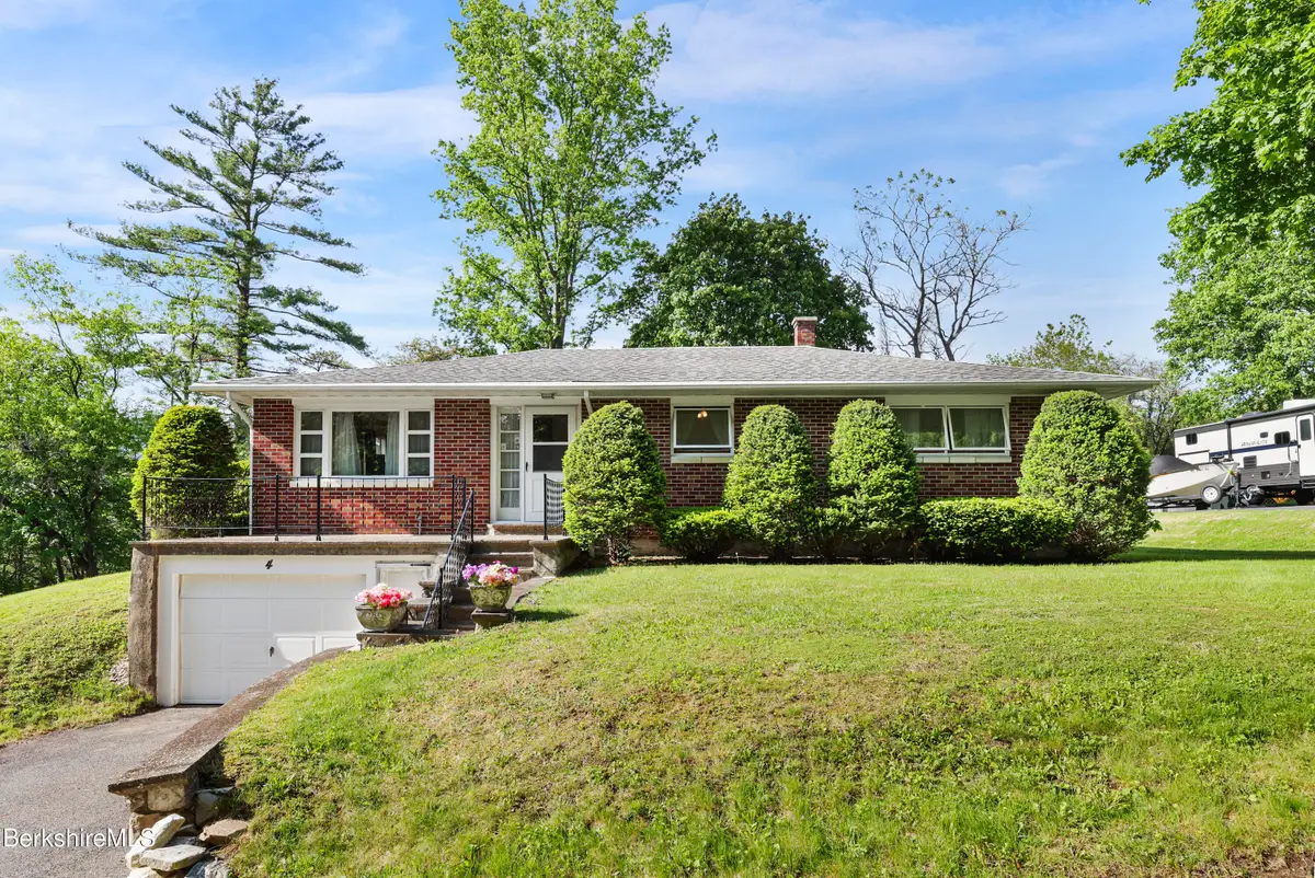 4 East Orchard Ter, Adams, MA 01220 - #1