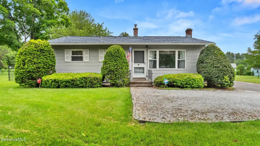 691 Crane Ave, Pittsfield, MA 01201 - #2
