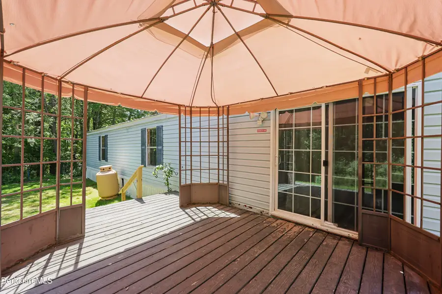 14 Alice Dr, Hinsdale, MA 01235 - #3