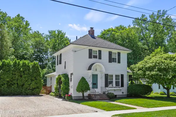 61 Harding St, Pittsfield, MA 01201