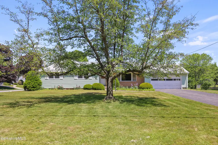 595 Williams St, Pittsfield, MA 01201 - #2