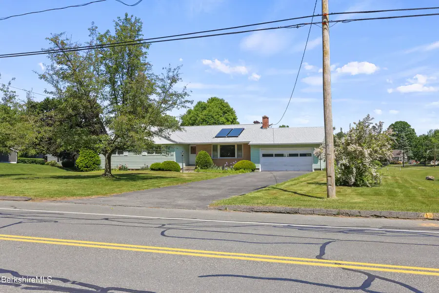 595 Williams St, Pittsfield, MA 01201 - #3