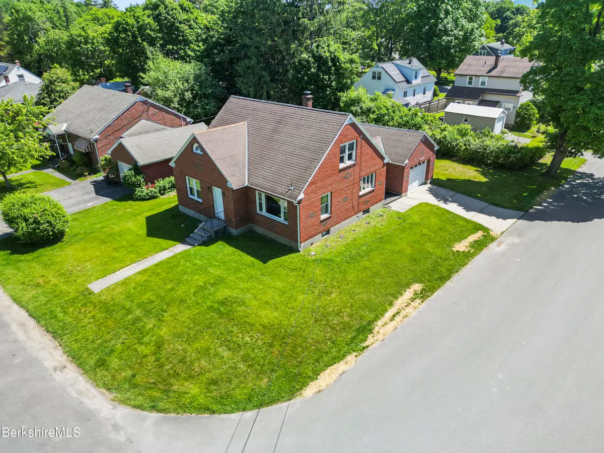 43 State St, Pittsfield, MA 01201 - #1