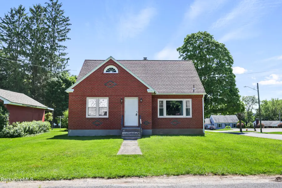 43 State St, Pittsfield, MA 01201 - #3