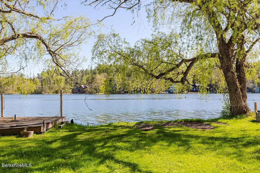 8 Heberts Cove, Monterey, MA 01245 - #3